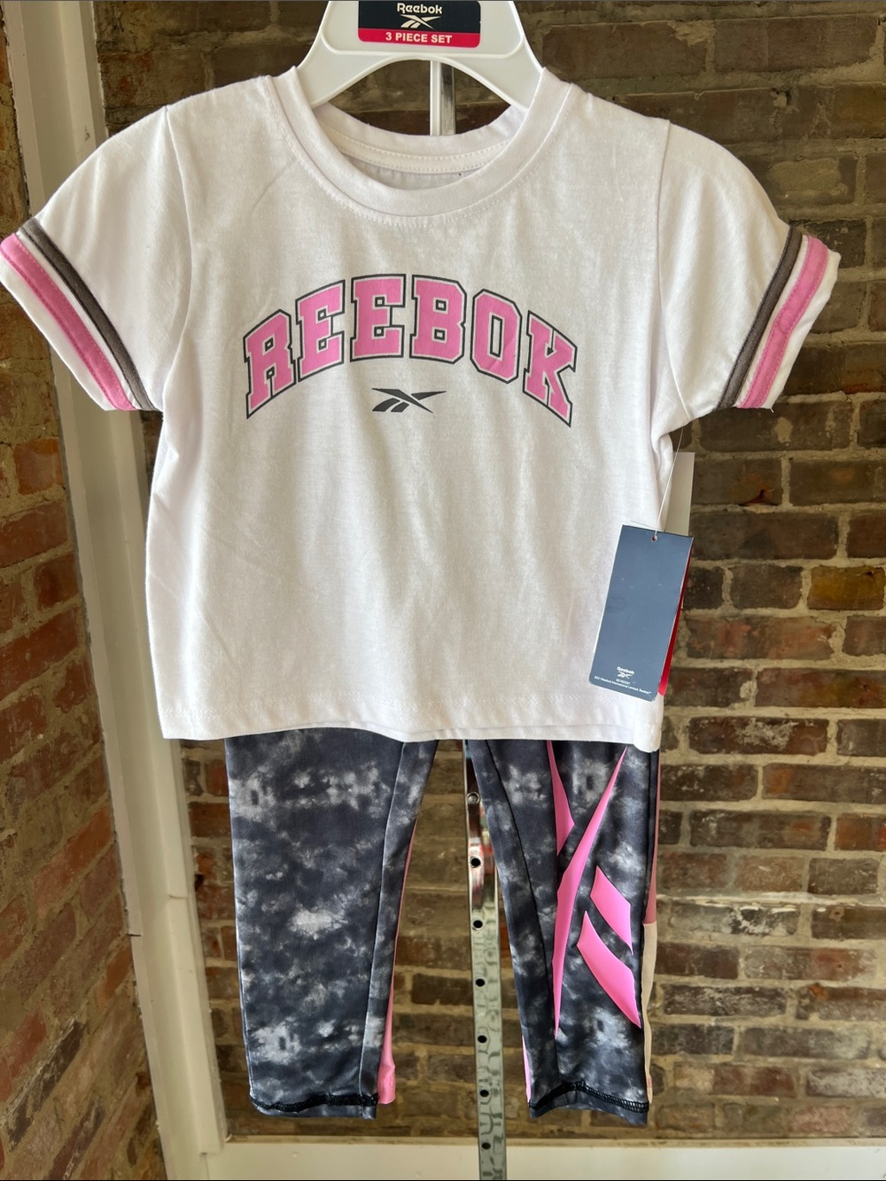 Reebok Girls 3Piece Set with Leggings